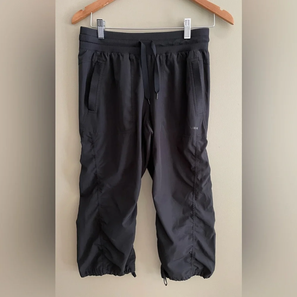 RBX: Black Athletic Capri Pants